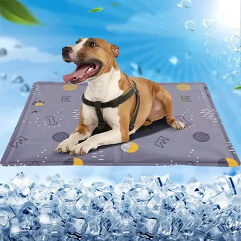 Pelíšek pro psa Chladicí podložka pro psy a kočky, 65x50 cm, fialová