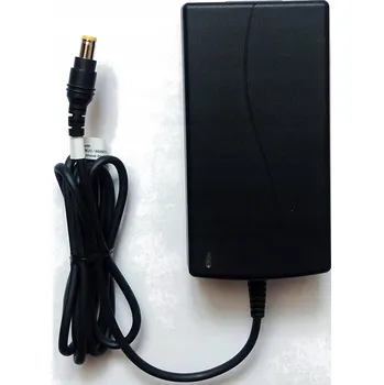 TOP CHARGEUR Síťový adaptér pro APD Asian Power