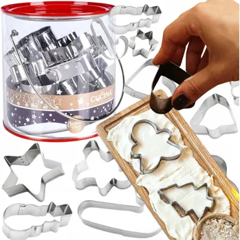 Obraz SADA VYKRAJOVÁTEK NA DOMÁCÍ PERNÍČKY, VELKÁ SADA OCELOVÝCH FORMIČEK