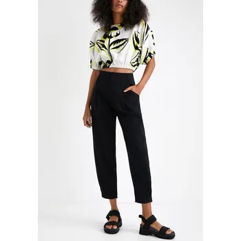 Podprsenka DESIGUAL KRÁTKÝ TOP S KVĚTINOVÝM VZOREM (L)