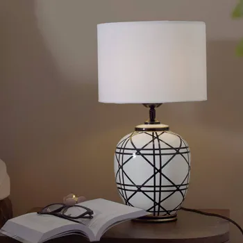Lampička PR Home stolní lampa New York, bílá, výška 46 cm, keramika bílá, černá 1 x 40 W - Doprava zdarma