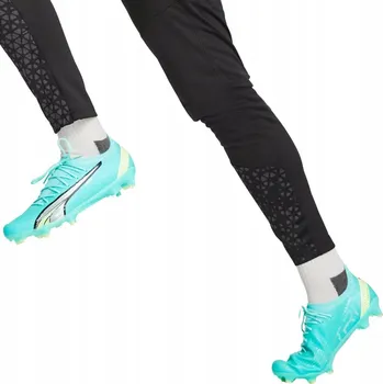 Kopačky Fotbalová obuv Puma ULTRA ULTIMATE FG/AG Wns Lanki tráva , velikost 38.5