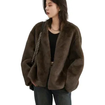 Dámská zimní bunda kožich Univerzální velikost Teplý polyesterový kabátek s kapsami Výstřih do V Elegantní měkký zimní kabát hnědá