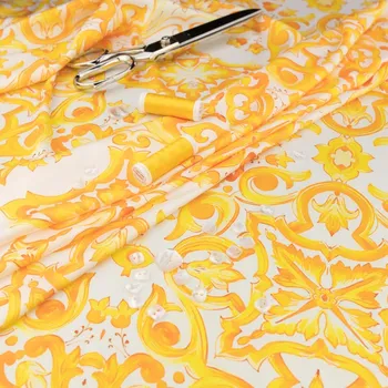 Šifonová hedvábná látka majolica, žlutá barva, materiál na šaty a halenky