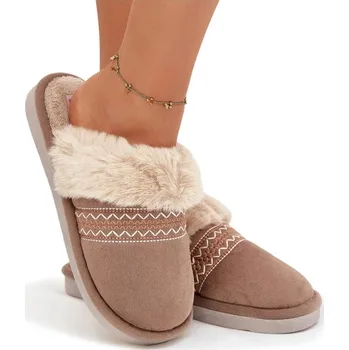 Dámské pantofle PANTOFLE S HUTERKOU A VÝŠIVKOU, TEPLÉ, POHODLNÉ, KHAKI 38/39