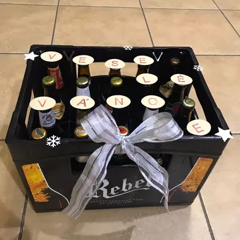 Pivo Vánoční přepravka plná piva 20x 0,5 l