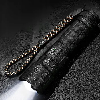 Klasická taktická svítilna