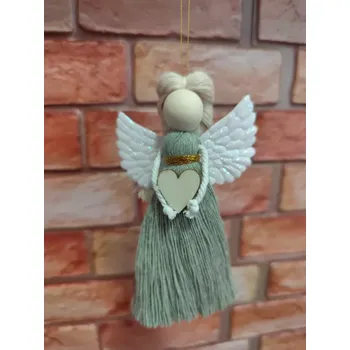 Macrame Andělka zelená (Dekorace s duší... nese v sobě něhu, světlo a tichý dotek role)