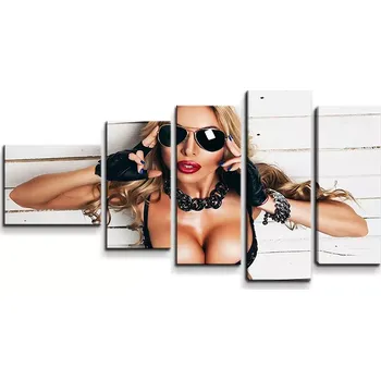 Obraz Sablio Obraz - 5-dílný Žena s brýlemi - 100x60 cm
