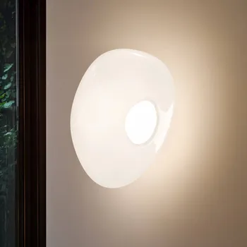 Lampička Tom Dixon LED nástěnné světlo Melt, Ø 50 cm, opálová/chromová chromová barva, opálová 1 x 6 W LED - Doprava zdarma