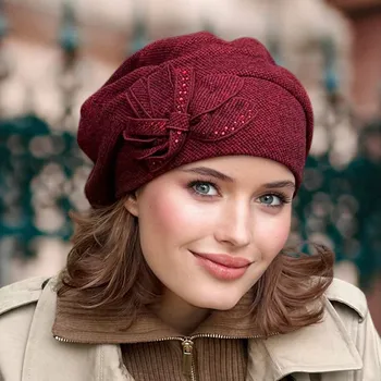 Čepice Dámská čepice s mašličkou Krumlovanka W-0002/Z4P červený melange