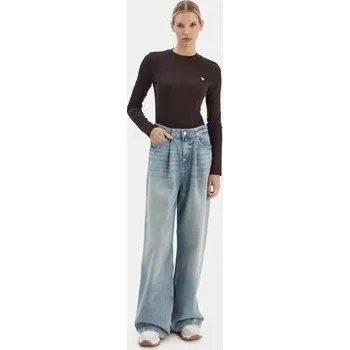 Dámské tričko Guess T-Shirt V6RI00 KD741 Hnědá Slim Fit XS