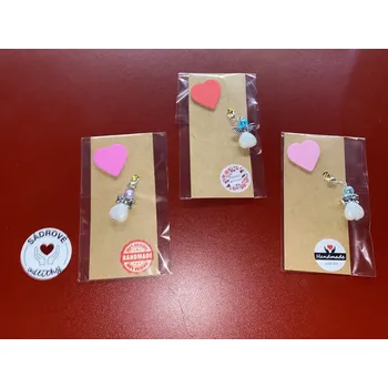 HandMade by VeJa Dárková karta HP - srdce s malým srdcem andílka