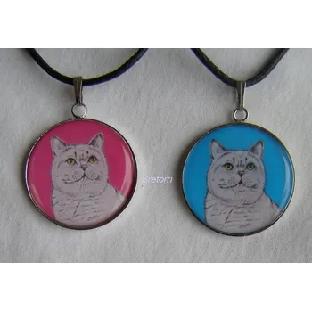 Dóza na potraviny Britská kočka - přívěsek (průměr 25 mm)