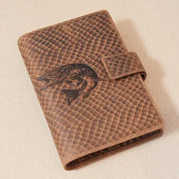 Diář Rybářský Diář A6 "Štika 11" - Dárek pro rybáře