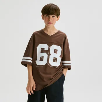 Chlapecké tričko Reserved - Bavlněné tričko s potiskem - hnědá - 959EG-88X - 959EG-88X-170