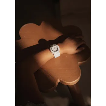 Hodinky Dětské hodinky MRS. ERTHA Strapies Unique Dots