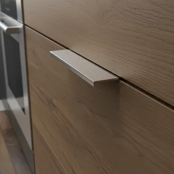 Nábytkové kování Interex Úchytka na hranu RIOS / Hliník 320 mm