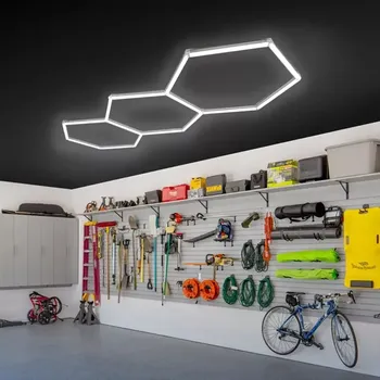 LED hexagonální stropní panel 247 × 98 cm, 125 W, 6500K pro garáž, dílnu a interiér