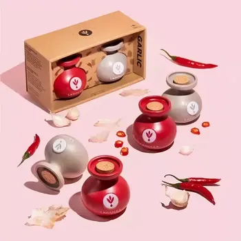 Rostlinný olej Sada ochucených olivových olejů, extra virgin, chilli & česnek, v keramické nádobě