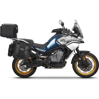 Motodoplněk SHAD Kompletná sada sedlových brašní TERRA TR40 adventure a hliníkového kufra SHAD TERRA TR55 PURE BLACK, vrátane montážnej sady CF MOTO 800MT