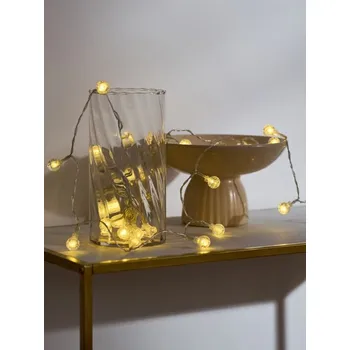 Čepice Sinsay - Ozdobná LED světýlka - bílá - 511FS-00X - 511FS-00X-ONE