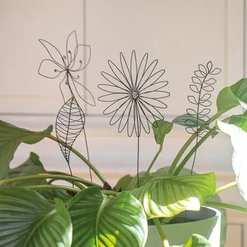 Zahradní dekorace Räder design stories Drátěná dekorace - zápich do květináče - listy list