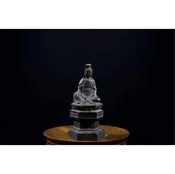 Kuan-jin 观音长老正在睡觉