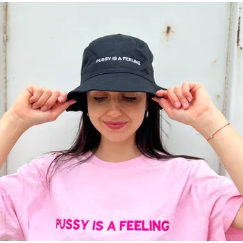 Klobouk IDENTITIES - bucket klobouk s výšivkou PIAF - černý