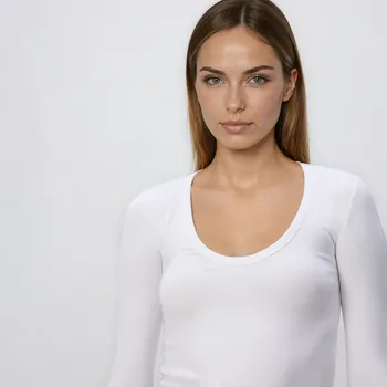 Dámské tričko Reserved - Tričko s dlouhými rukávy a vysokým podílem modalu - bílá - 673IU-00X - 673IU-00X-S