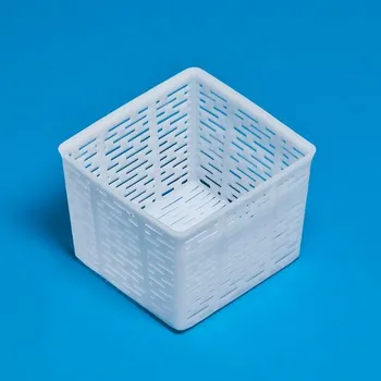 Odkapávací forma na kozí sýr, ricottu, máslo a tvaroh FA 17 čtvercová 11 x 10,5 cm 500 g