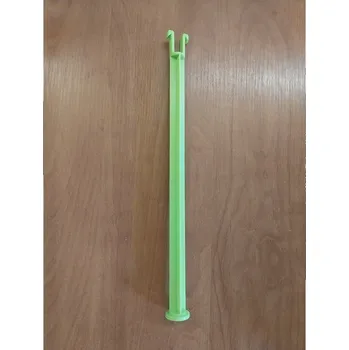 Náhradní středová tyčka pro zavěšení krmítka pro slepice, drůbež 8 kg GAUN