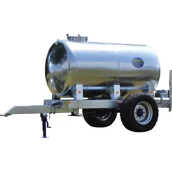 Přívěs k motorovému vozidlu Cisterna na vodu za traktor Pasdelou 5200 l zinkovaná pro provoz na farmě