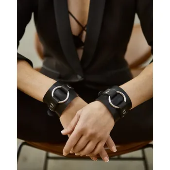 Náramek Zrzáky kožený náramek - černý se zlatým kováním