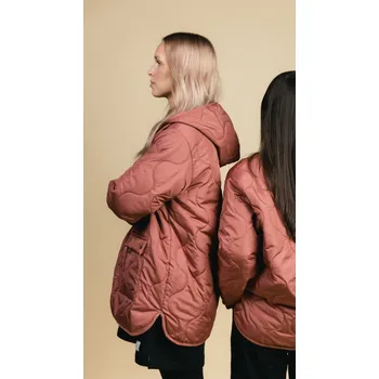 Dámský kabát IVJE Prošívaná bunda Millie s kapucí malinová Velikost: L