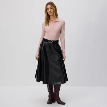 Dámská sukně Reserved - Sukně z imitace kůže s páskem - černý - 026HW-99X - 026HW-99X-L