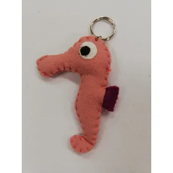 Přívěšek na klíče z plsti - mořský koník růžový 9 x 6 cm