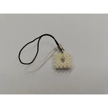 Přívěsek Přívěsek na mobil z korálků - čtverec s dírou 1,5cm - bílý