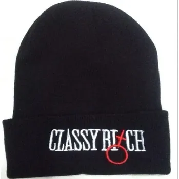 Čepice Zimní čepice CLASSY BITCH