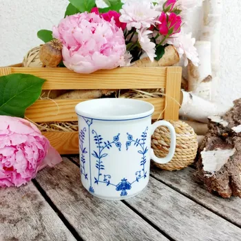 HENRY hrnek 350 ml, slaměnky, Český porcelán Dubí (Porcelánový hrnek)