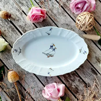BERNADOTTE mísa oválná 26 cm, husy, Thun 1794 (Porcelánová mísa 2. jakost)