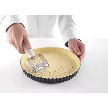 Váleček na těsto Ocelový děrovací váleček na těsto | HENDI 515136