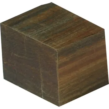 Poštovní známka Guajak č. 108, 28 x 39 x 27 mm