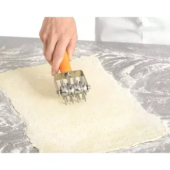 Váleček na těsto Nerezový děrovací válec 7 cm | FORGAST FG11074