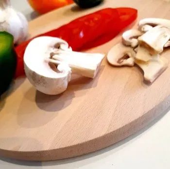 Kuchyňské prkénko Kulaté hladké dřevěné prkénko 22 cm | FORGAST FG12644