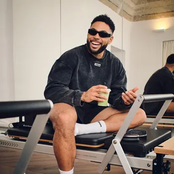 Pánská mikina GymBeam Aura Jumper Washed Black M