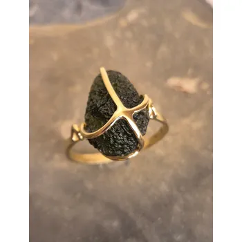 Prsten Zlatý prsten s vltavínem P27 0023