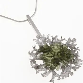 Náhrdelník My Moldavite Stříbrný náhrdelník s přírodním vltavínem - lišejníky 8934 45 cm