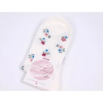 Dámské ponožky CNB BERLIN Ponožky DE 34325 smetanové s kvítky velikosti ponožek: 26-28 (EUR vel. 39-42)