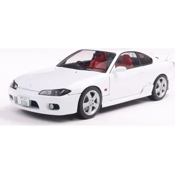 RC model auta Nissan Silvia S15 Spec-R Aero 1999 Aspen bílá 1:18 Solido